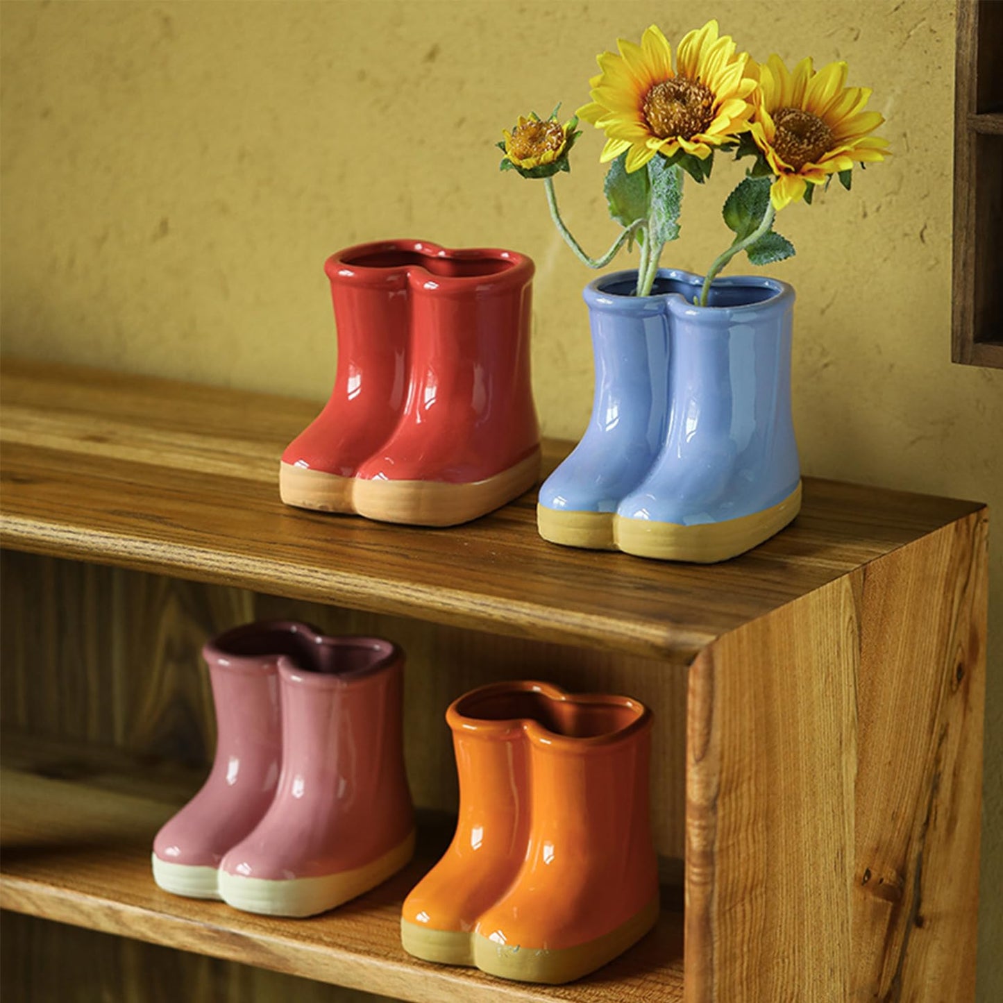 SUZEPER Ceramic Boots Vase, Creative Boots Succulent Planter,Funny Plant Pot for Indoor Outdoor Garden Home Decor(10x13x12cm(4x5x5inch), Orange)