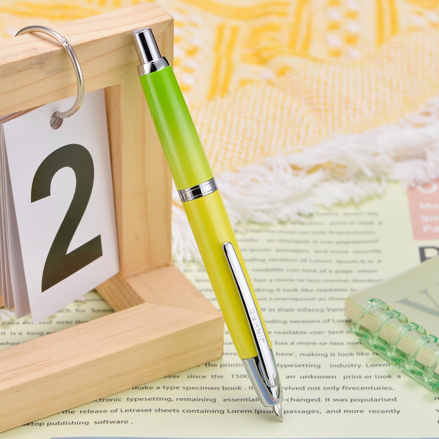 Jinhao 10 Press Fountain Pen with Box, Gradient Green Retractable Extra Fine Nib with Ink Converter Set (Silver Clip)