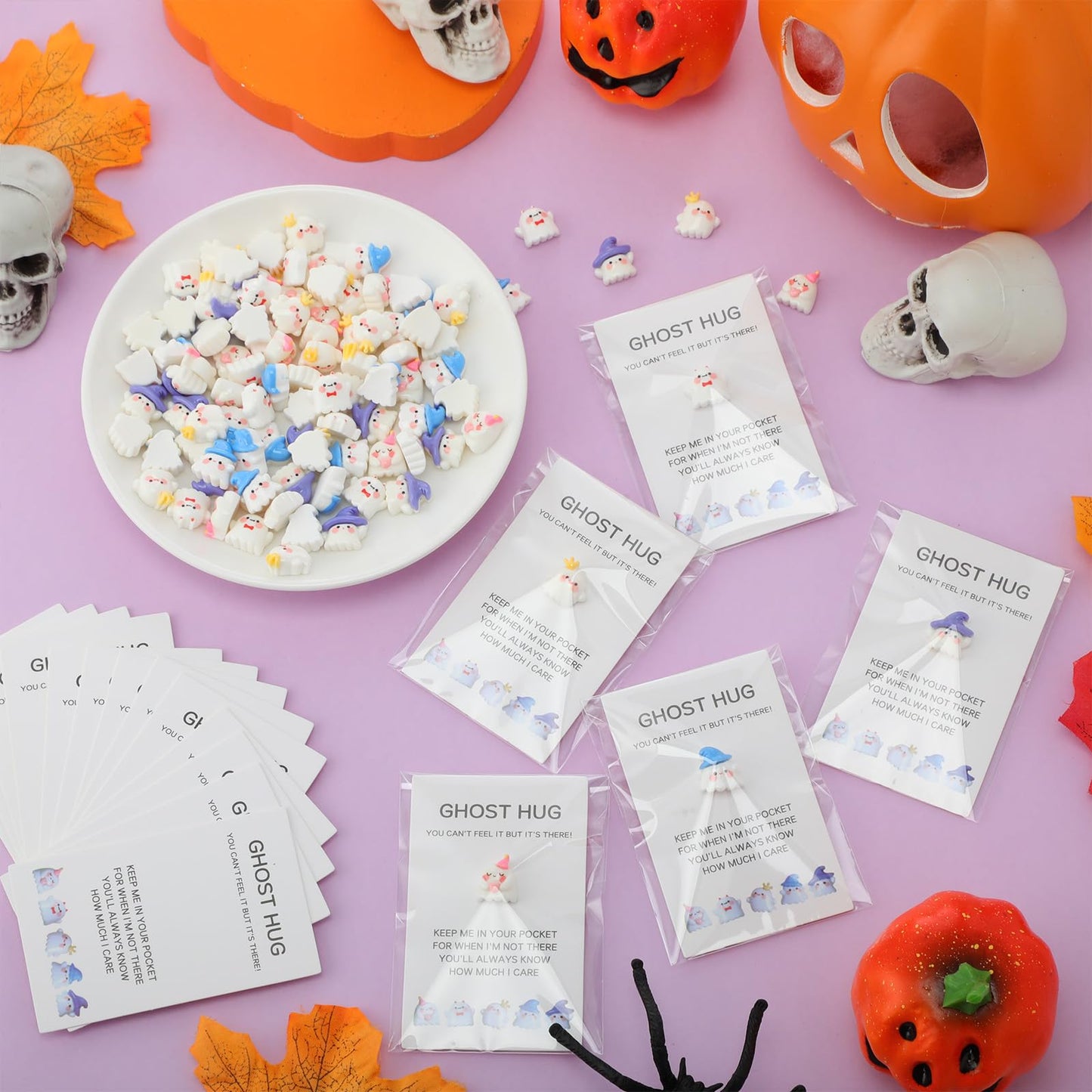 Fiwochic 100 Set Halloween Ghost Pocket Hug Token Gifts Bulk Mini Resin Ghosts Figurines with Cards and Bags Cute Miniature Halloween Party Favors Classroom Rewards Trick or Treat Goodies Bag Filler