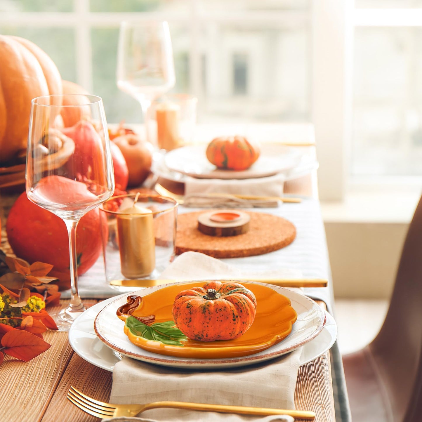 FillTouch 4 Pcs 5.91'' Ceramic Pumpkin Plates Thanksgiving Fall Platters Candy Dishes Harvest Serving Bowl for Thanksgiving Halloween Autumn Orange Party Supplies Dinnerware