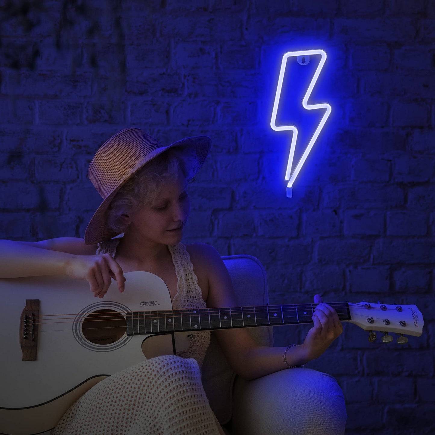Lumoonosity Lightning Bolt Neon Signs, USB Powered Led Lightning Bolt Light with On/Off Switch, Lightning Neon Sign for Wall Decor, Hanging Led Signs, Neon Lights for Bedroom, Gaming Room Setup