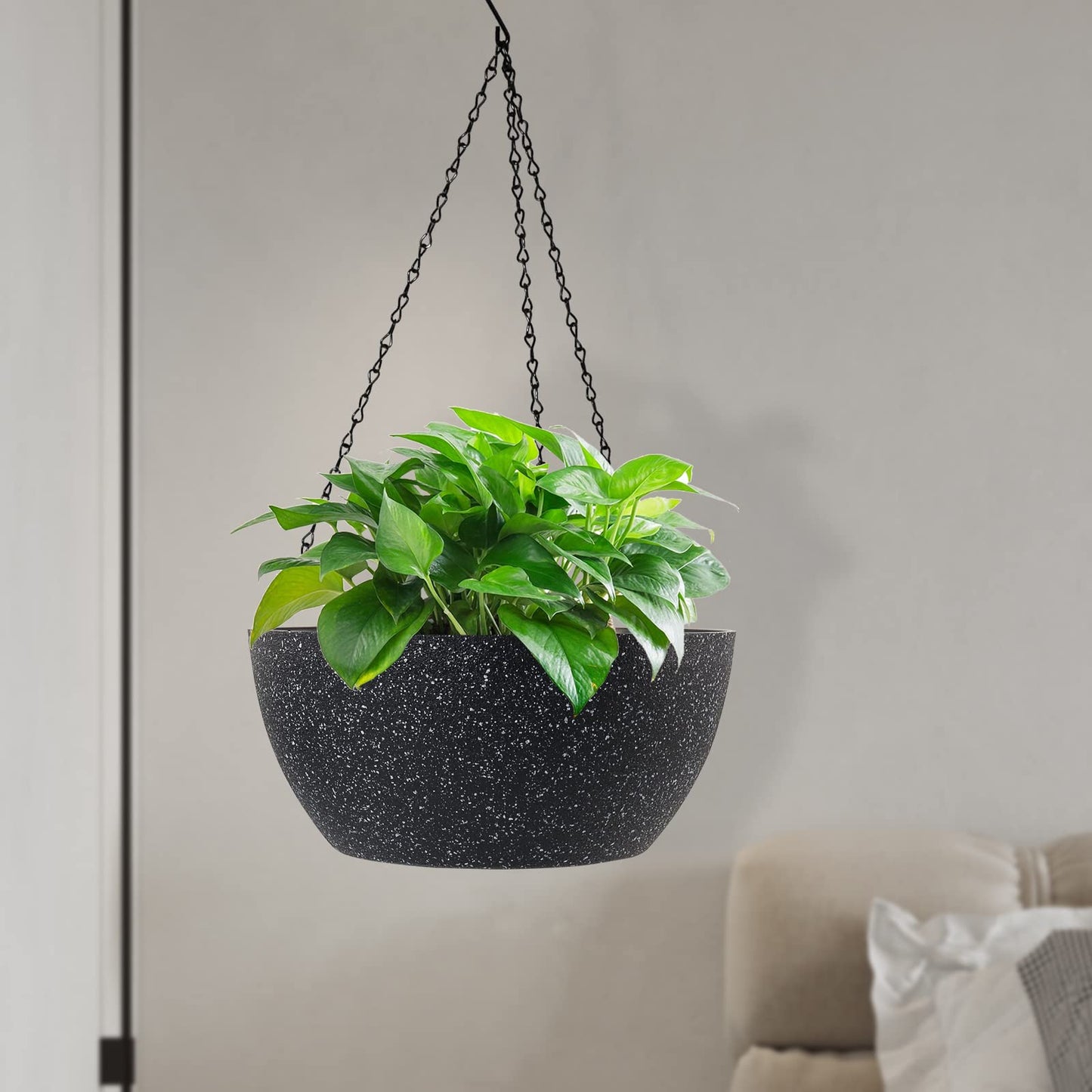 WSMKSZ 10 inch Hanging Planters for Outdoor Indoor Plants with Drainage Holes and Chain, 2 Pack Round Hanging Flower Pots for Garden Home Porch Decor, Speckled Black