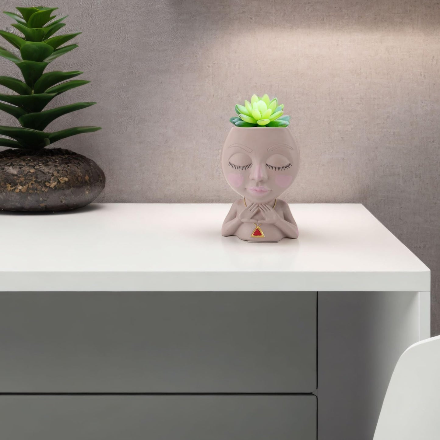 HaloVerde Resin Head Planter with Drainage for Plant Health, a Cute Girl Heads Succulent Flowerpot for Indoor Home Decor and Outdoor Garden Display