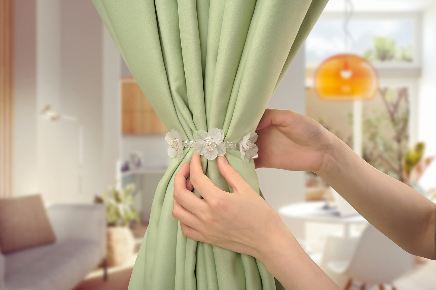 SUQ I OME 2 Pack Crystal Beaded Magnetic Curtain Tieback with 3 Pieces of Flora, Curtain Clips Buckle Curtain Holder Blingbling Curtain Holdbacks(White)