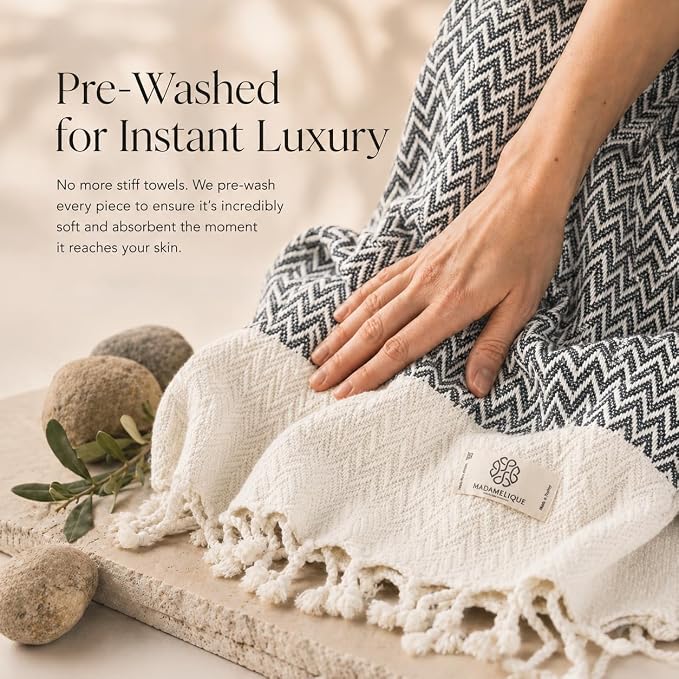 Madamelique Oversized Bath Towel 39"x71" -%100 Premium Cotton Large Bath Towel for Adults - Ultra Soft & Absorbent, Sand-Free,Quick Dry Bath Sheet for Spa, Pool, Travel (Gray)