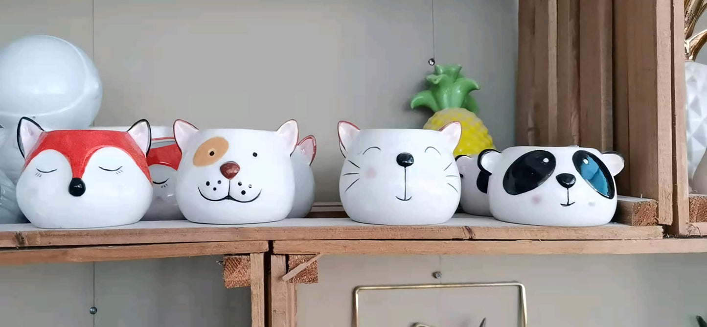 Cuteforyou Cute 3.5 Inches Indoor Cartoon Animal Cat Shaped Ceramic Succulent Cactus Flower Plant Pots with Bamboo Tray-Plant Not Included (White)