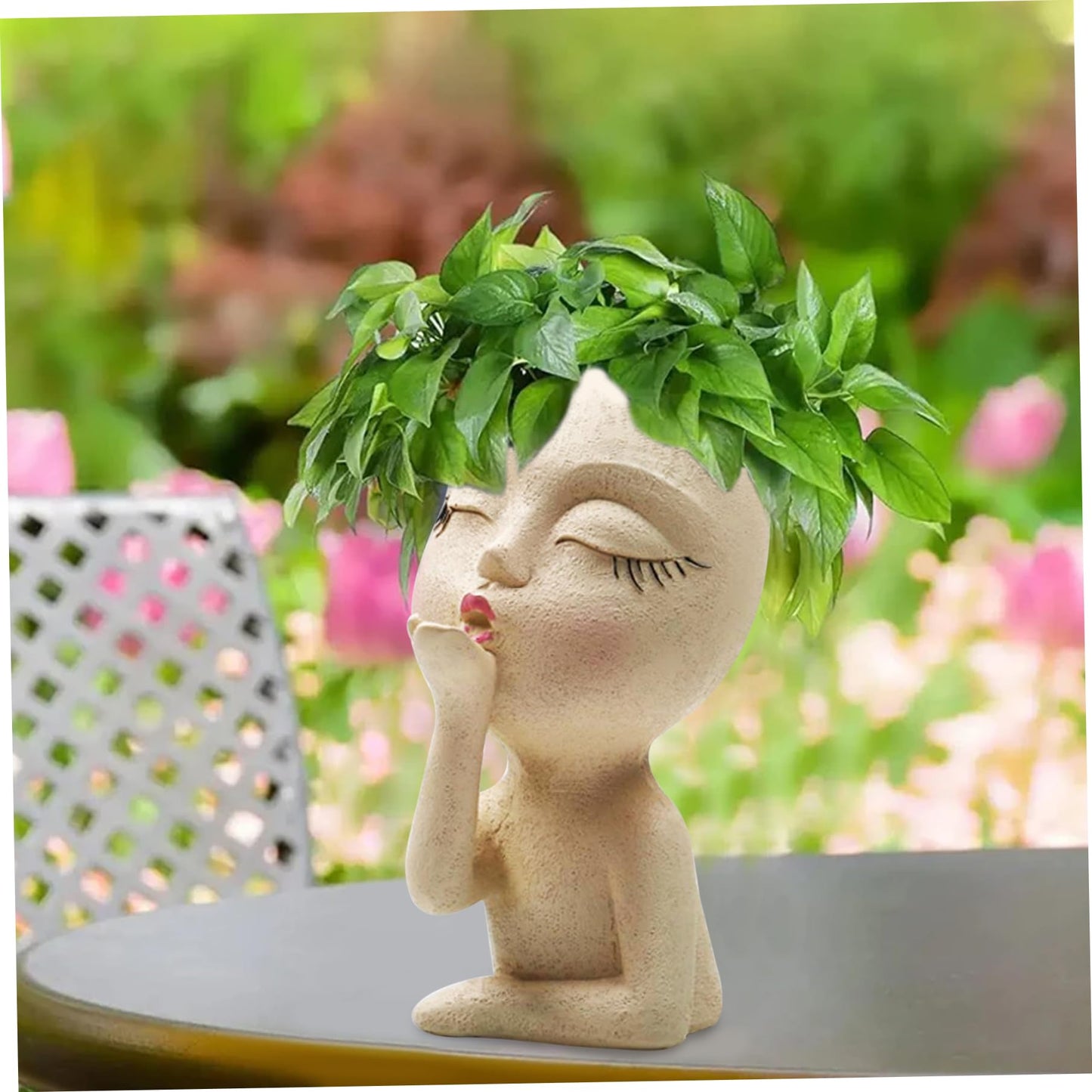 Latemeia Face Planter Cute Girl Face Flower Pot Throwing Kisses Resin Head Planter Vivid Decorative Unique Plant Pots for Home Balcony Garden Yard, Beige Yellow, Décor de pelouse