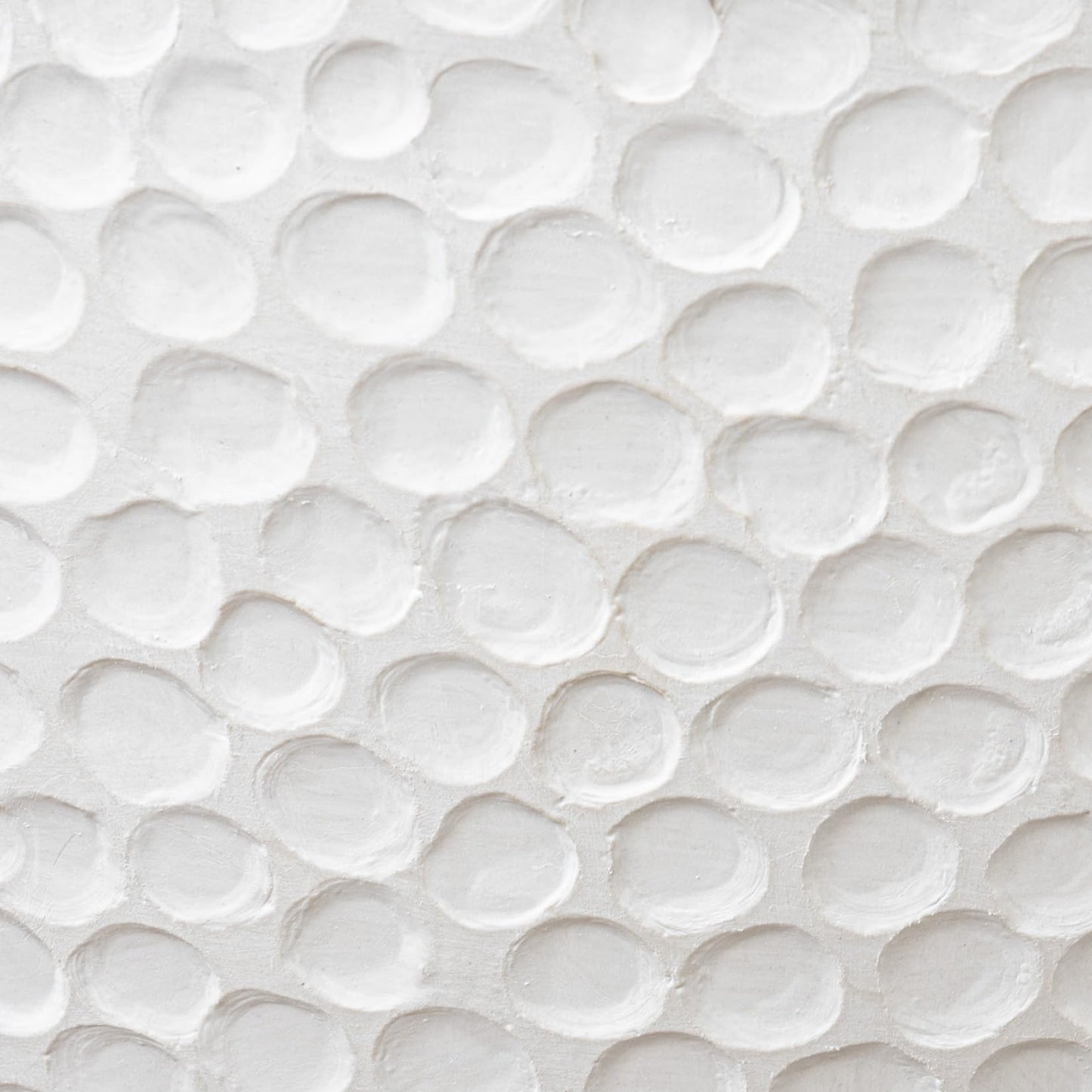 LA JOLIE MUSE Hanging Planters for Outdoor Plants, Large Hanging Planter with Drain Holes, Outdoor Hanging Flower Pots, White Stone, Honeycomb (13.2 Inch, Set of 2)
