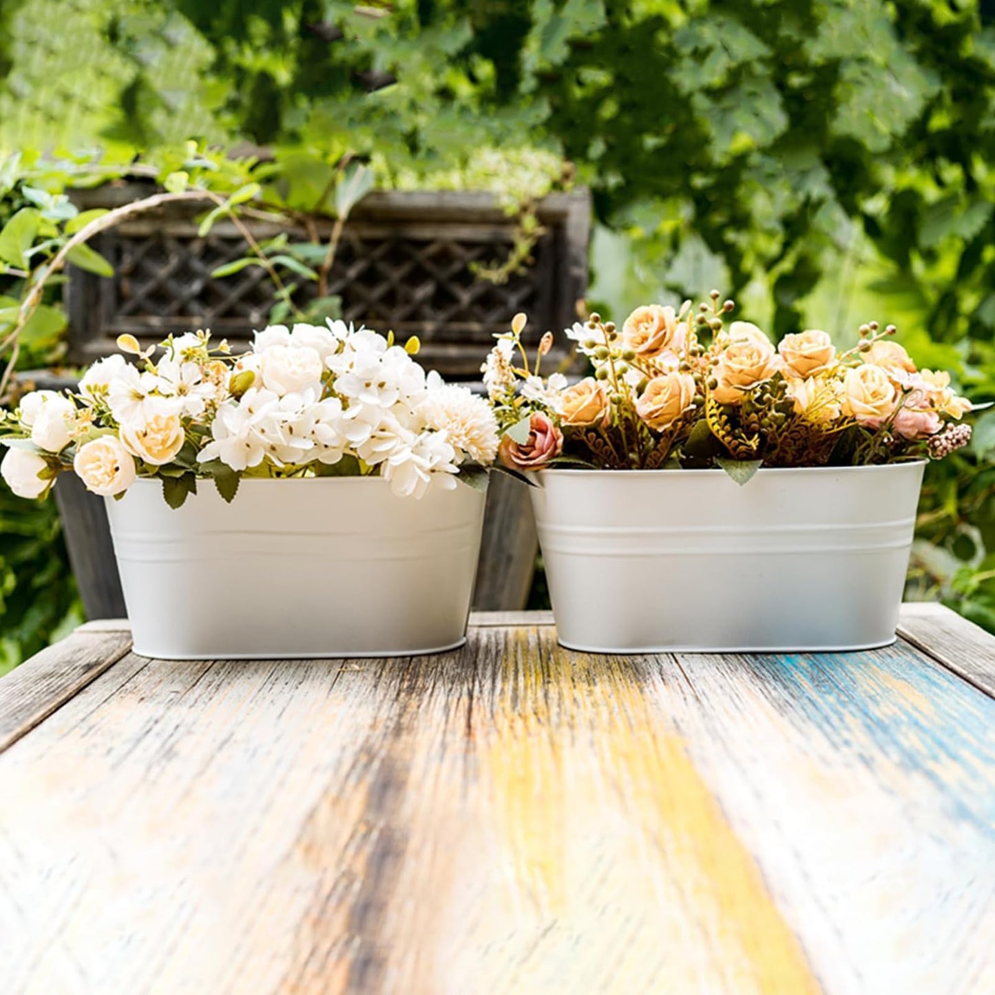 pansparade 3 Pack Metal Hanging Flower Pots for Railing Fence，Outdoor Balcony Rail Planter with Detachable Hooks Drainage Holes for Deck Garden Home Decor White