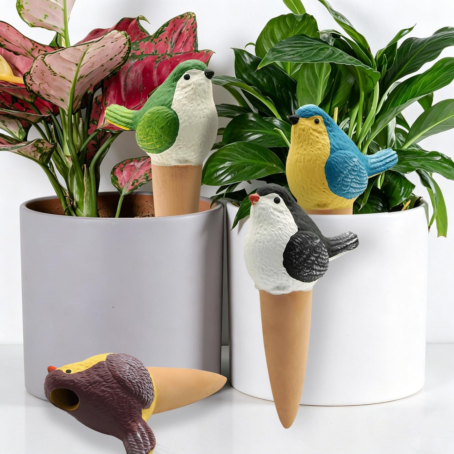 SCmedrichyr 4 Pack Plant Watering Globes - Bird-Shaped Self Plants Watering Spikes with Slow Release, Handmade Terracotta Plant Watering Devices Automatic Vacation for Indoor & Outdoor Potted Plants