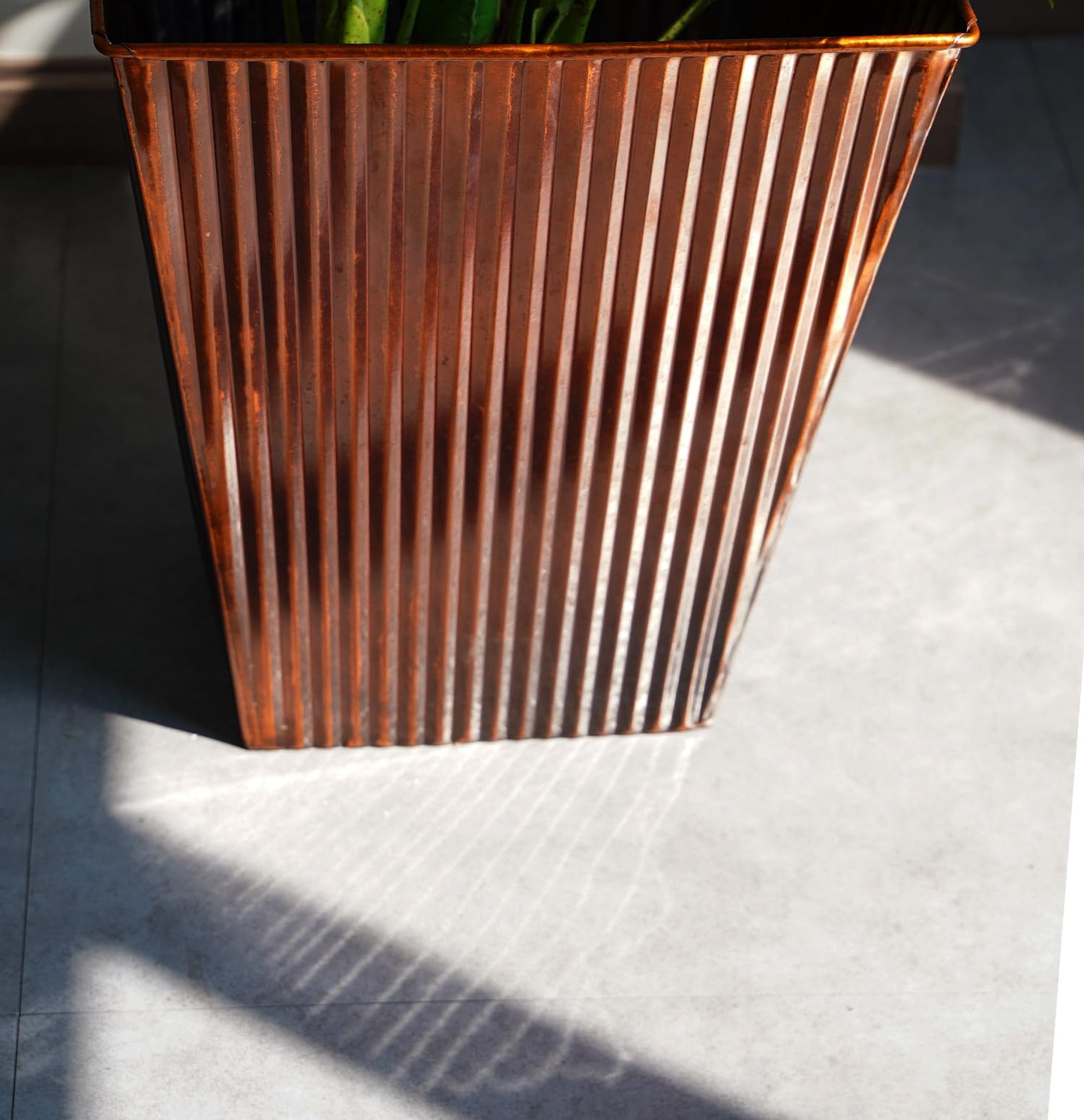 Ultiteque18 H x13 Dia Large Copper Metal Planter Set of 2, Tall Square Tapered Steel Flower pots for Indoor Plants, Indoor Plant Pots Lightweight for Apartment Office, Planter Pots with Drainage&Plug