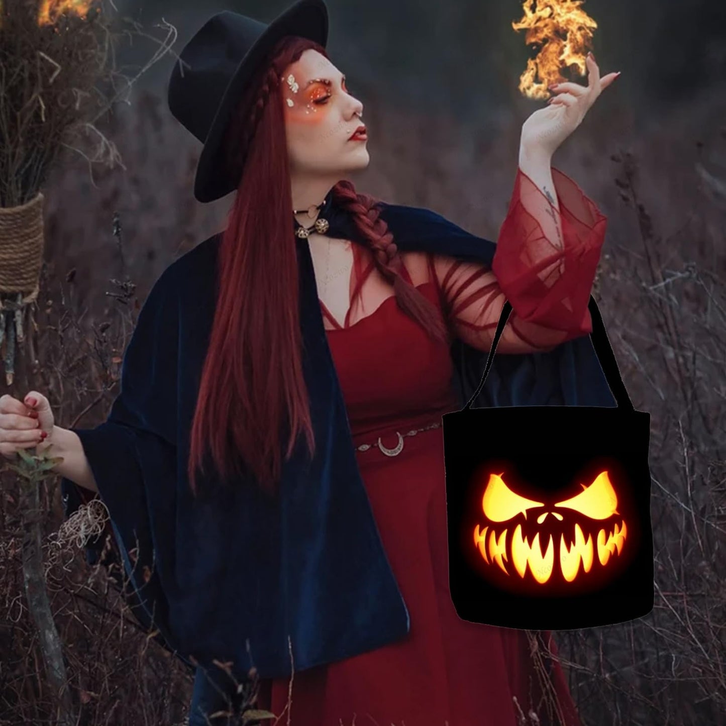 Halloween Trick or Treat Bucket Candy Bags Scary Evil Face Treat Bags Creepy Pumpkin Face Non-Woven Tote Bag with Handles Portable Collapsible Candy Present Bag for Party Decoration Favor Supplies