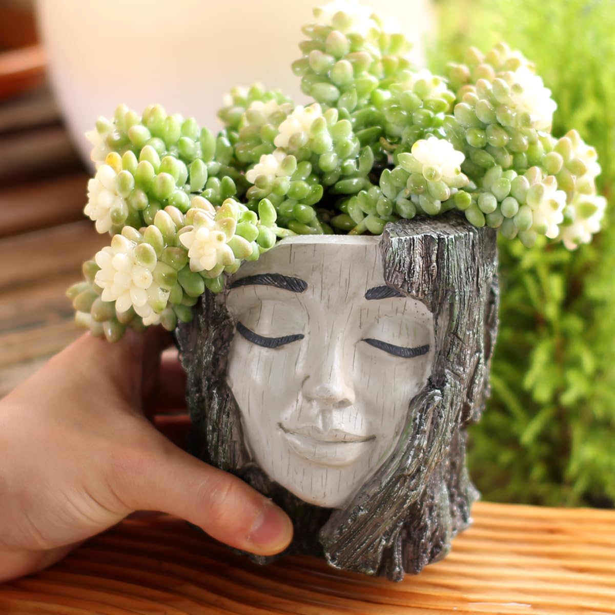 YOYLMAL Tree Stump Face Planter Pot, 4.9” Resin Women's Head Succulent Planter for Indoor Outdoor Plants, Unique Flower Pot with Drainage Hole, Gifts for Women Mom