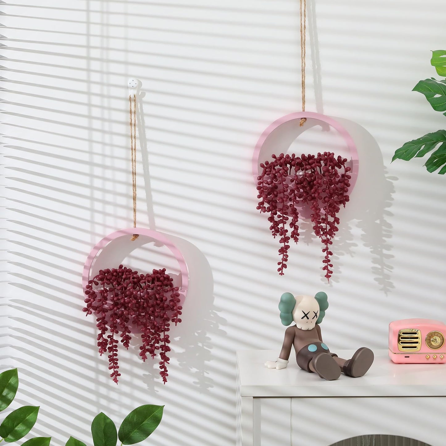 Hobyhoon Artificial Hanging Plants Hanging Planter Fake Succulents Artificial String of Pearls with Pot and Lanyard for Home Office Wall Decoration
