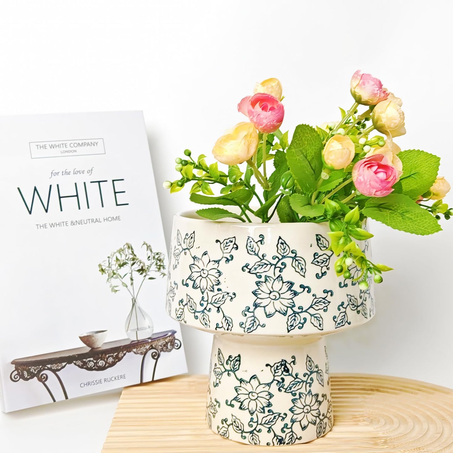 Blue and White Ceramic Flower Pot with Drainage Hole ，Elegant Succulent Plants and Orchid Planters , Home Decor Flowerpots with Tall Cup Shape Suitable for Tiger Tail Orchid and Floral Plants (BIG)