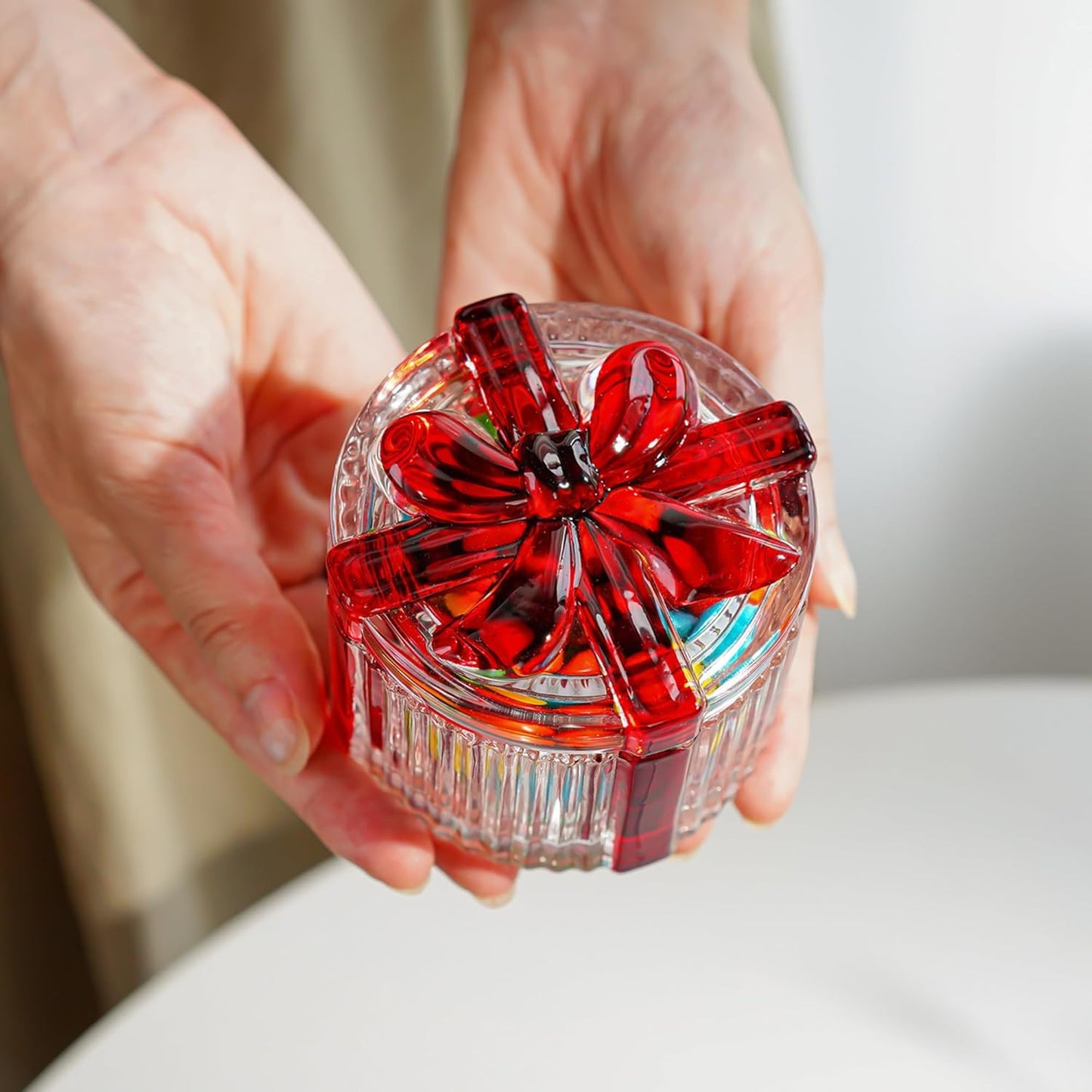 kanpura 2 Pcs Peppermint Candy Christmas Dishes Crystal Candy Jar with Lid Small Xmas Round Sugar Bowl for Xmas Party Supply(2.6 x 3.2 Inch)