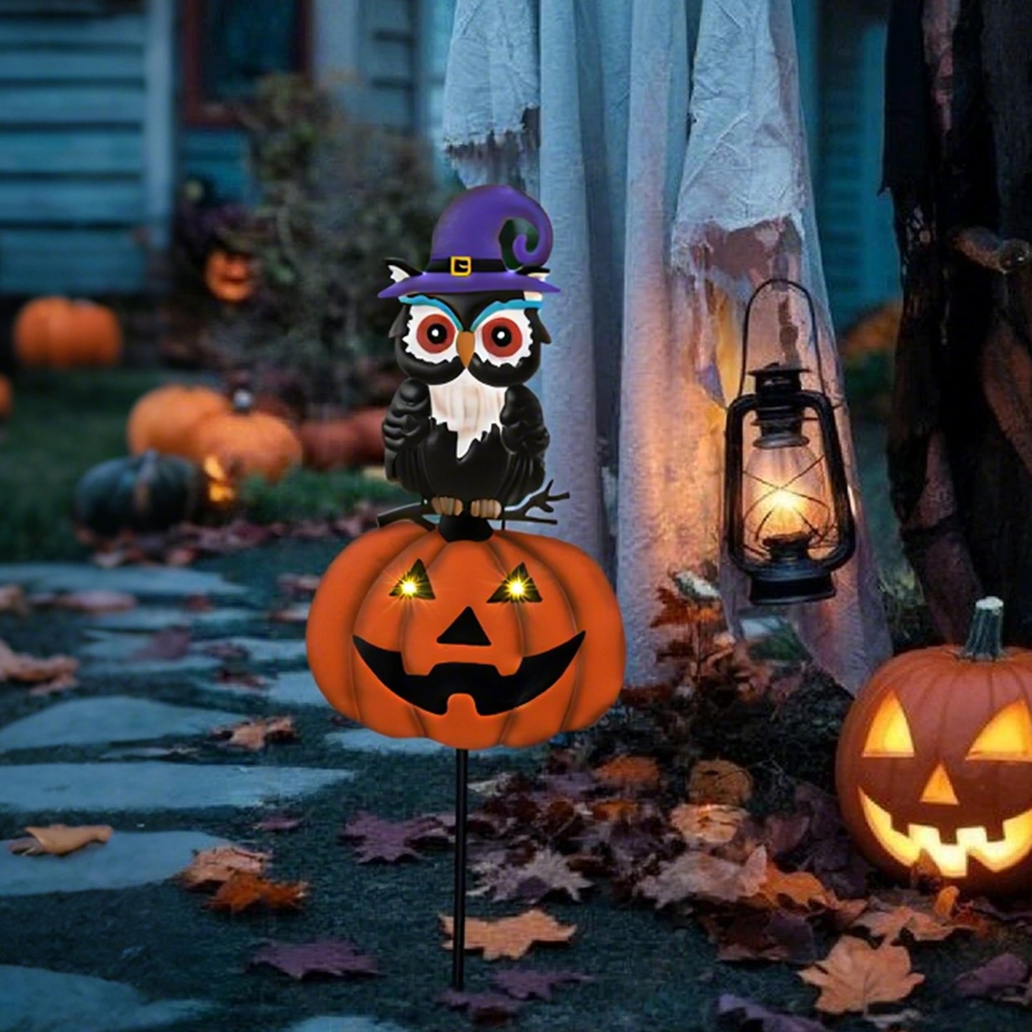 TERESA'S COLLECTIONS Metal Halloween Yard Stakes Decorations for Outdoor, Solar Jack-o-Lantern Pumpkins Garden Stakes for Halloween Party Decor, Purple Yard Sign for Lawn Patio, 26"