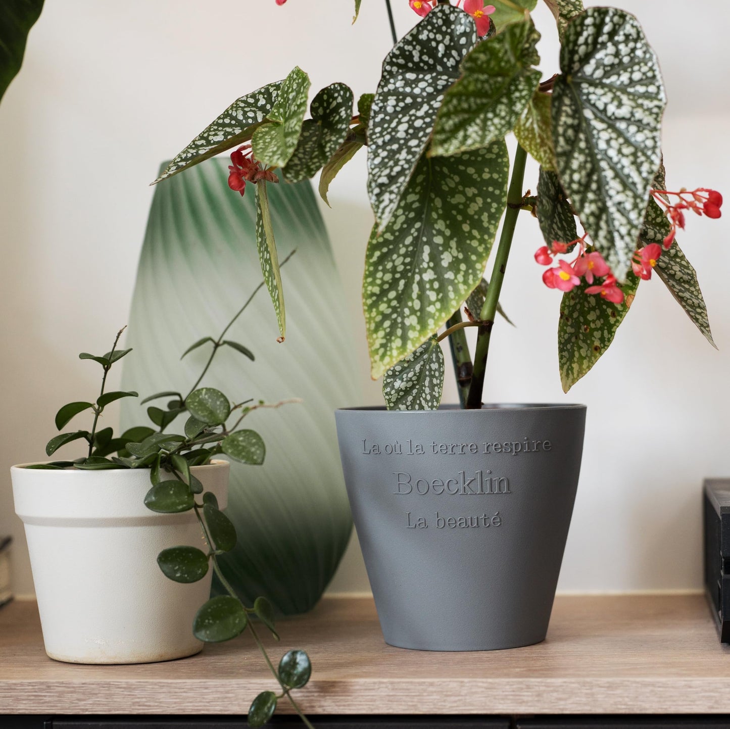 WDoptFY Modern Sleek Indoor Outdoor Pots for Artificial Flowers, Plant Pot for Fake/Faux Flowers, Versatile Decorative Desktop Vessel/Cachepot/Bin, Planter Vase, 1-PC, No Drainage Hole (Drillable)