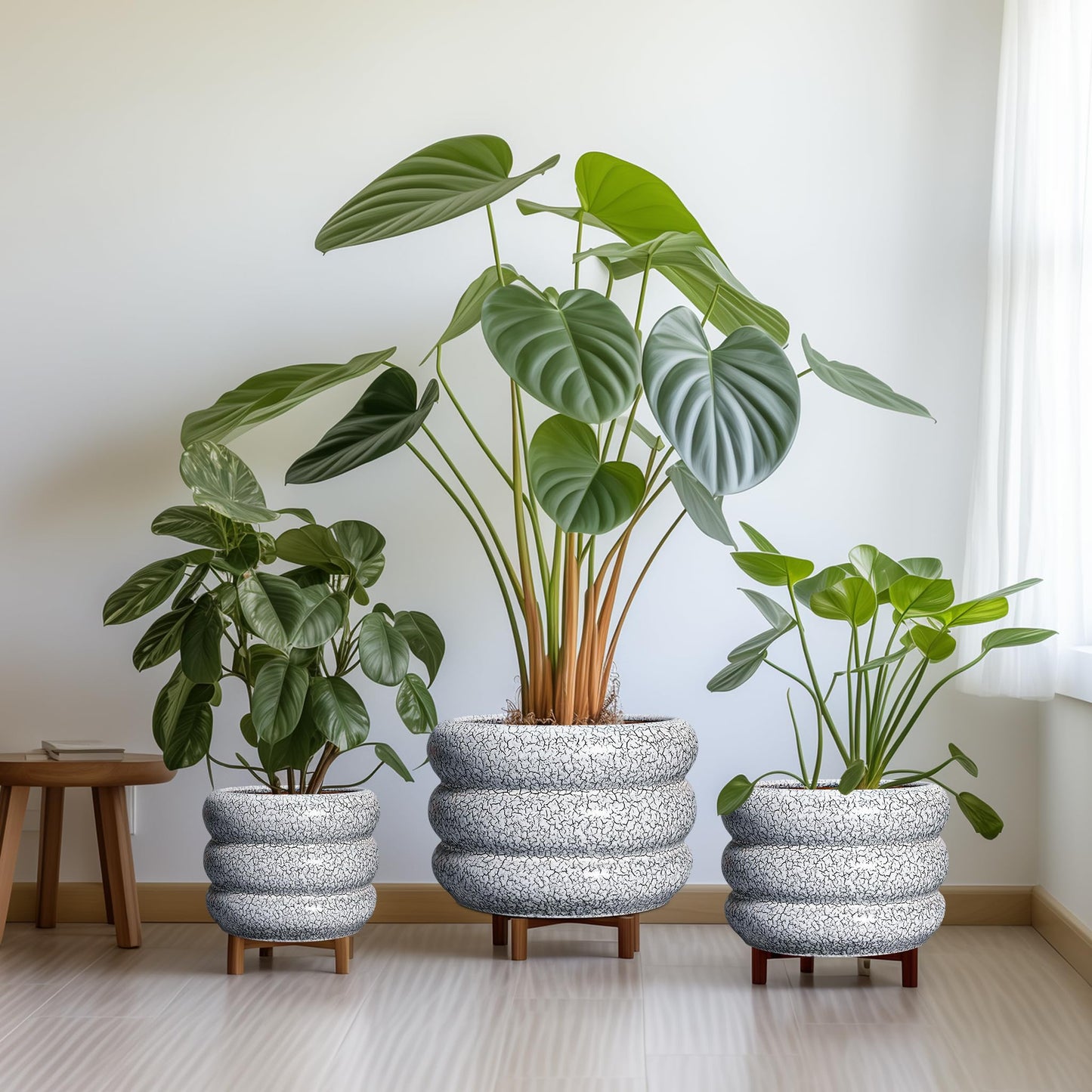 SQOWL Ceramic Pots for Plants - 8 Inch Plant Pot with Drainage Hole, Round Planter for Indoor Plants, Ceramic Flower Pots Outdoor, Modern Planter, Room Decor, Gifts for Plant Lover, Black and White