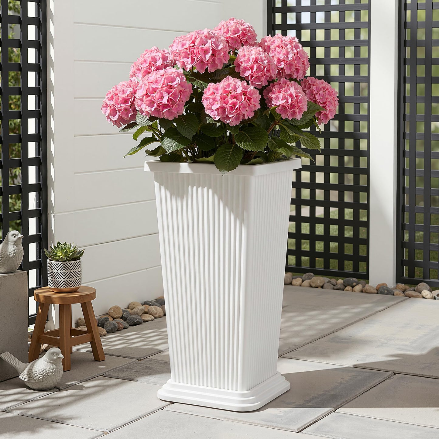 PolarcoForgeco Tall Outdoor Planters Set of 2, 24" Tapered Outdoor Tall White Planter for Front Porch, Large Indoor Modern Planter Flower Pots with Tray, Drainage Holes (Ribbed)