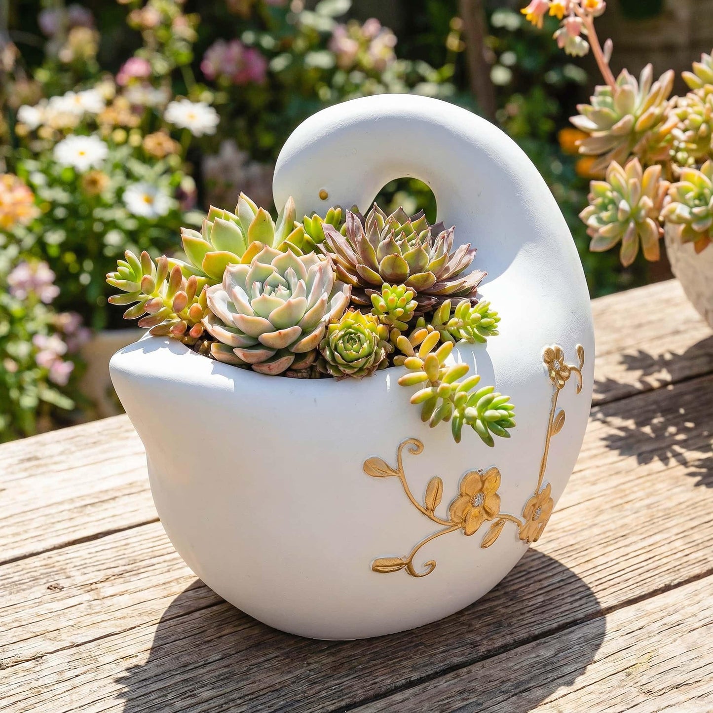 Euiroet Swan Flower Pot - Unique Resin Sculpture, Enchanting Decorative Garden Planter, Elegant Swan Vase for Succulents & Air Plants, Indoor/Outdoor Use, Durable & Whimsical Design (White)