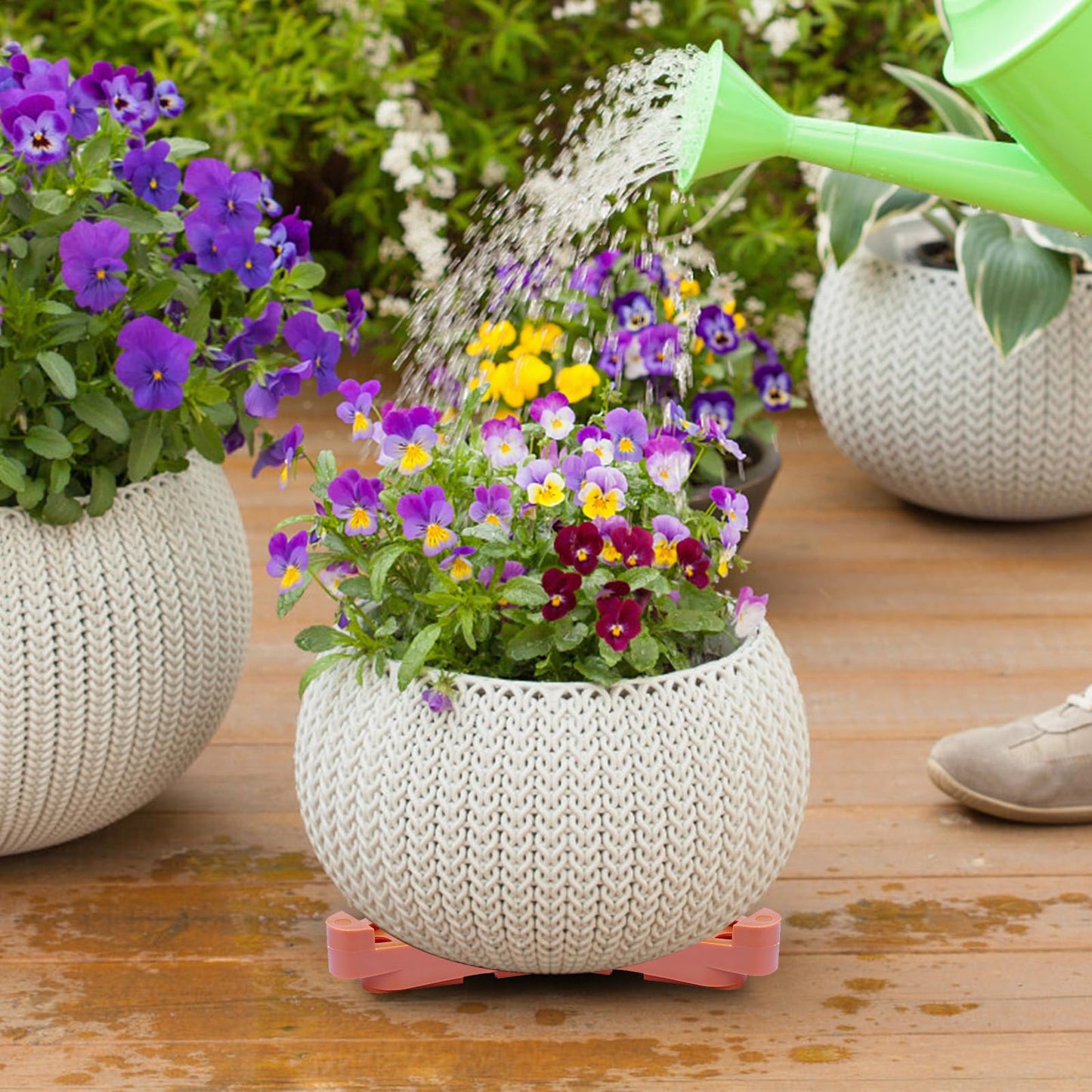 alalalight 24PCS Flower Pot Risers Toes，Invisible Plant Pot Feet for Outdoor Planters，Indoor Secure Compressive Environmental Triangular Lifters Supports (Small Orange)