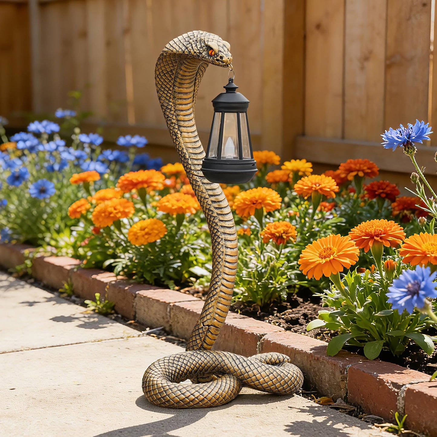 QZJDDZSW Garden Outdoor Statues 19.89'' Snake with Solar Lantern,Lawn Decor Statue for Patio, Balcony, Yard Ornament, Unique Housewarming and Birthdays Gifts for Father Grandpa Men