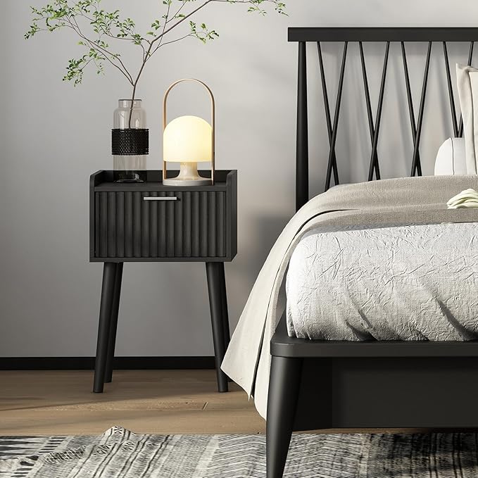 LAATOOREE Nightstand Set of 2, Small Bed Side Table