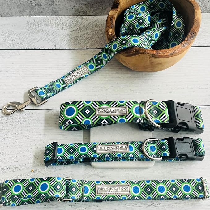 Lucky Love Dog - Adjustable Dog Collar with Easy Click Buckle for Small Ones, Durable, & Comfortable for Male & Female Dogs, Pet Collar for Puppies & Adult Dogs - Leo, XS