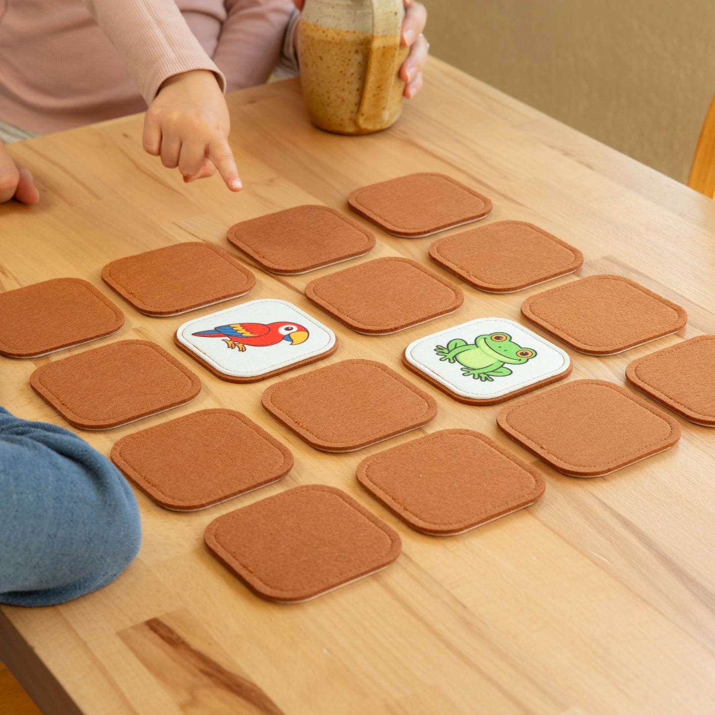 Felt Jungle Matching Game for Toddlers – Wild Animal Memory Game & Flash Cards – Soft and Safe for Ages 1+ – Montessori Preschool Learning Activity – Educational Jungle Toy for Boys & Girls