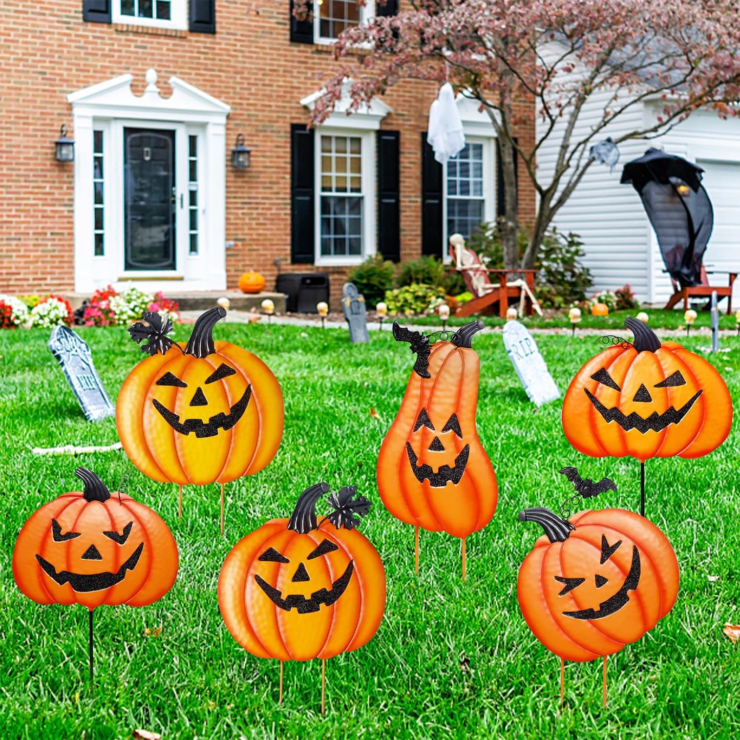 Juegoal 2 Pack Halloween Garden Stakes, Stacked Metal Pumpkins Jack-o-Lantern Lawn Decor, Yard Signs Stake Outdoor Decorative 3D Pumpkin Home Lawn Pathway Driveway Decorations