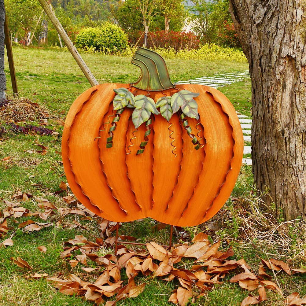 Linfevisi Metal Pumpkin Stakes Yard Signs Decorative Garden Stake Fall Decor Pumpkins Lawn Stakes Ornaments Outdoor Fall Garden Decor Autumn Harvest Yard Art Thanksgiving Halloween 26" Set of 2