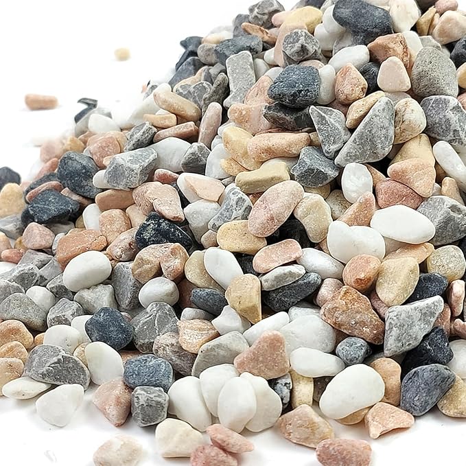 FANTIAN 10 lbs Pebbles for Landscaping, 3/8 Inch Pea Gravel. Decorative Stones Rocks for Succulent, Cactus, Vases, Terrarium, Aquarium, Potted Top Dressing and Outdoor Garden