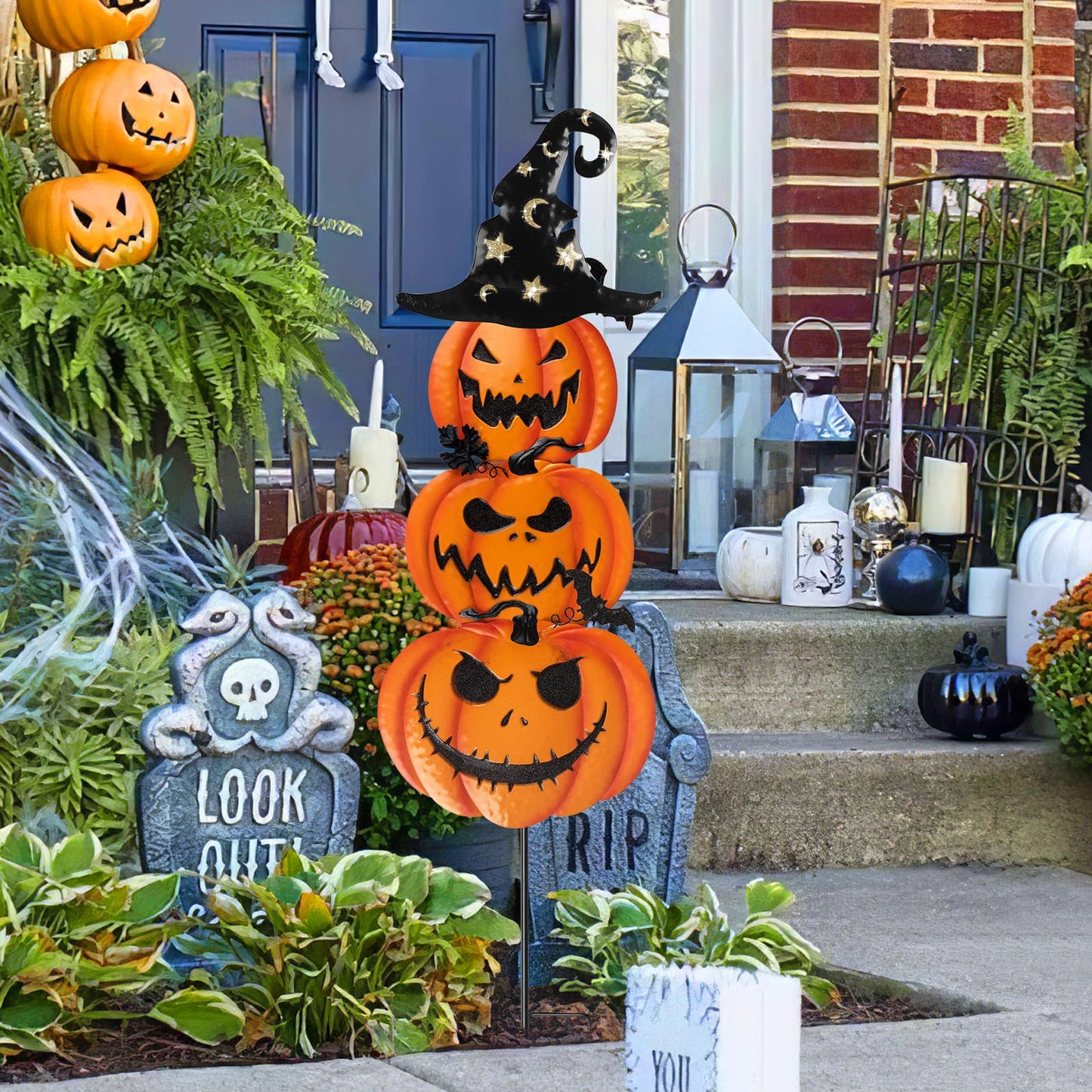 Halloween Garden Stakes, Stacked Metal Pumpkins Jack-o-Lantern Lawn Decor with Witch Hat, Shimmering Halloween Yard Signs Stake Decorative Pumpkin Stake for Outdoor Patio Pathway Home Decorations (A)