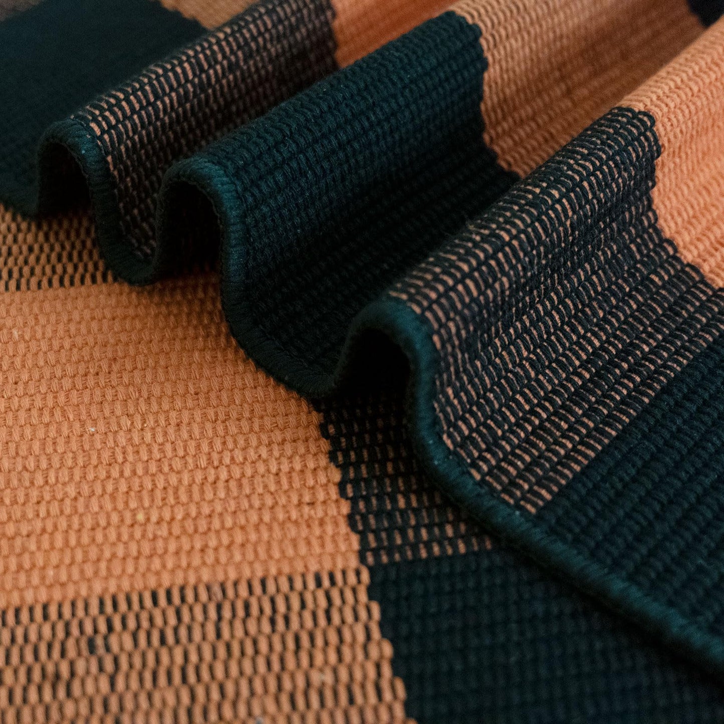 Fall Outdoor Rug Orange Buffalo Plaid Outdoor Rug Cotton Hand-Woven Buffalo Check Rug Layered Doormats for Front Door/Front Porch/Farmhouse/Entryway/Patio(Orange and Black Plaid, 27.5'' x 43'')