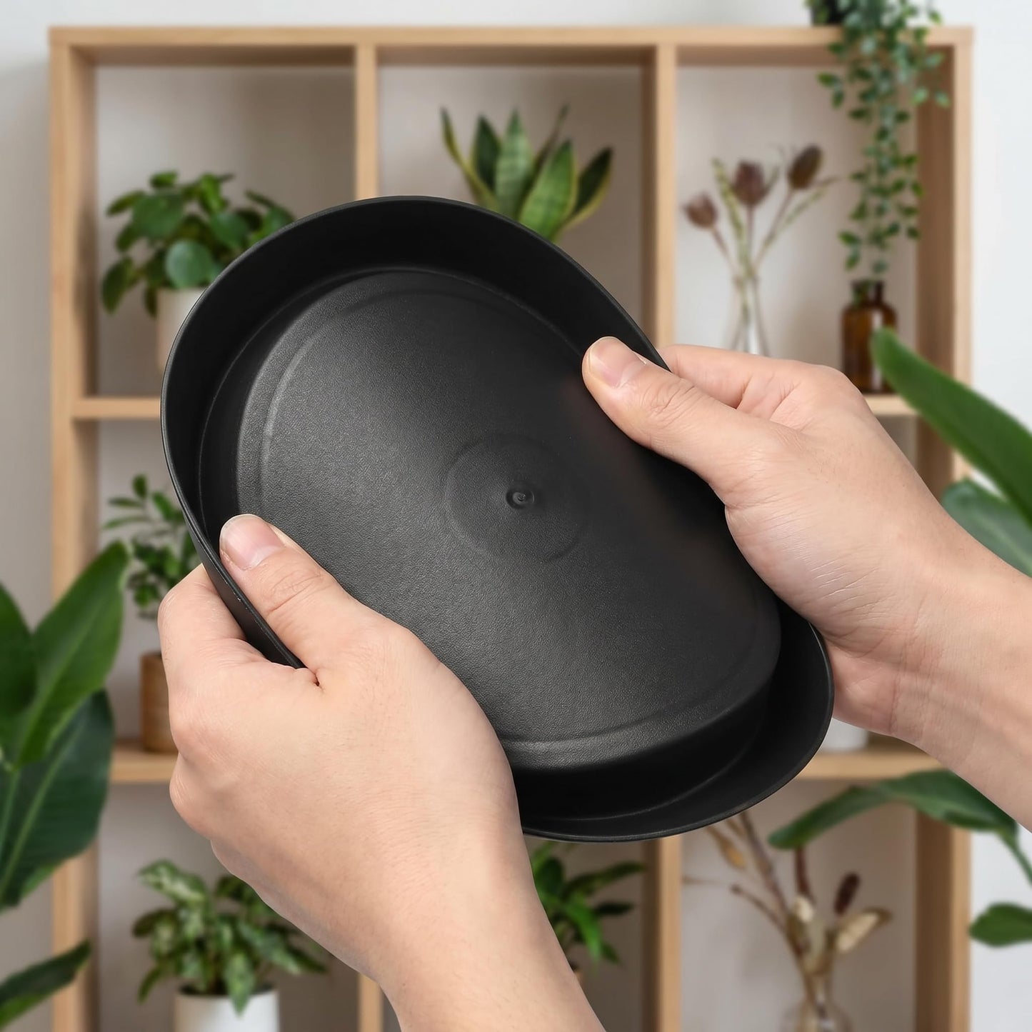 30 Pack Plant Saucers, 4.3 Inch Plastic Flowerpot Drip Trays for Indoor Gardening, Round Water Catcher Tray for Small Succulent Pots & Seed Starter, Black