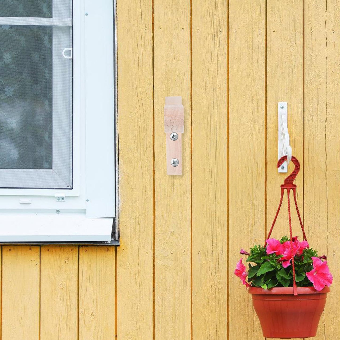 YARNOW 2pcs Wall-Mounted Plant Hooks Indoor Outdoor Hanging Flower Pot Brackets Lantern Wind Chime Hangers Wooden Finish Decorative Plant Holders for Garden Patio Home