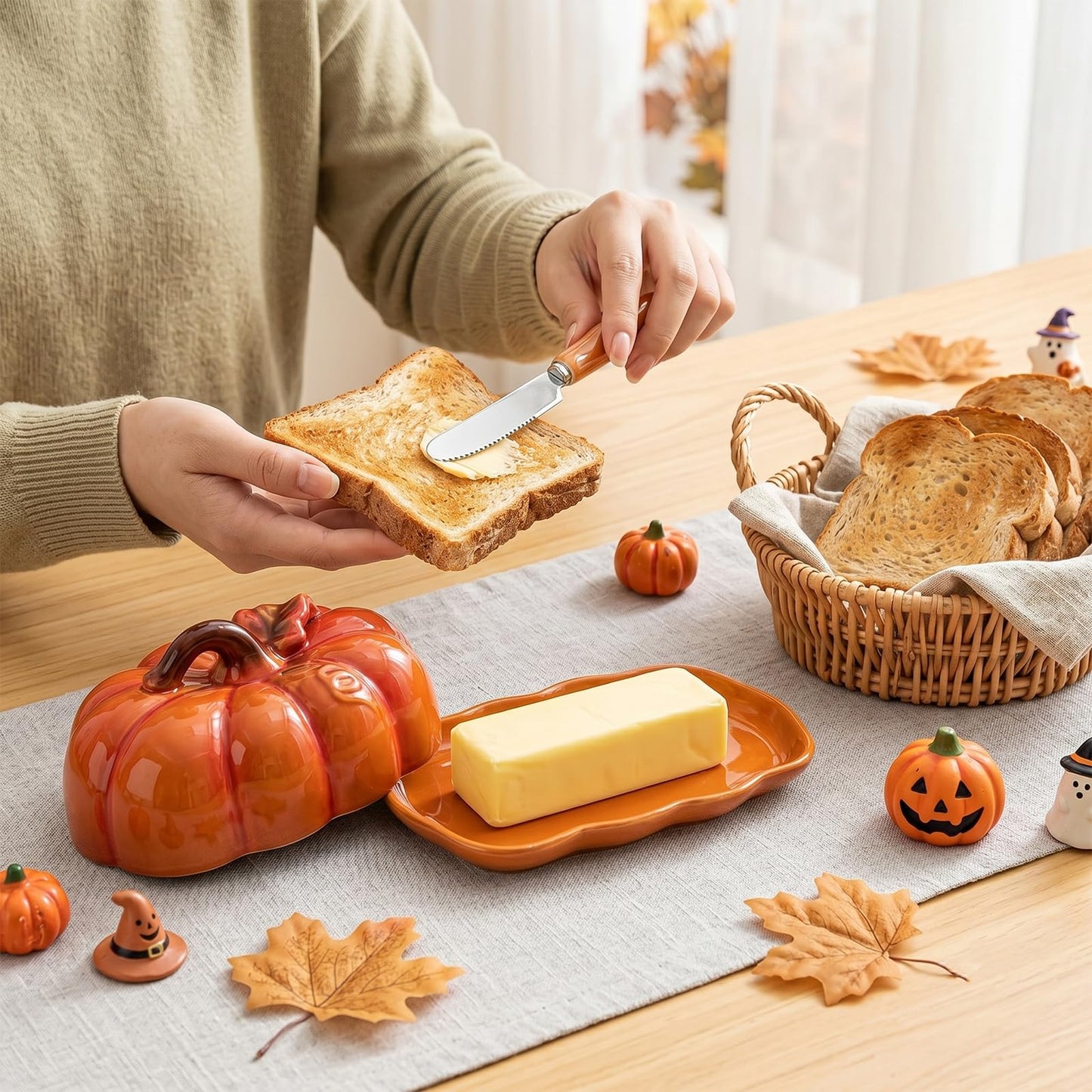 Pumpkin Butter Dish Set with Lid,Kitchen Countertop Tray with Lid,Multi-Purpose Pumpkin Shaped Snack Plate,Ideal Kitchen Decoration and Holiday Gifts such as Halloween &Thanksgiving (Orange, General)