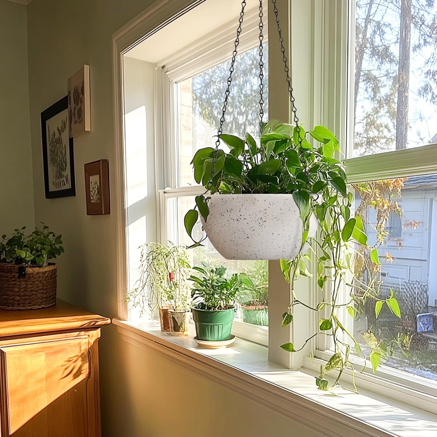 T4U 10 Inch Hanging Planters for Indoor Outdoor Plants - 2 Pack Plastic Hanging Flower Plant Pot with Drainage Hole, Round Hanging Plant Basket for Home Garden Porch Balcony Patio Decor (White)