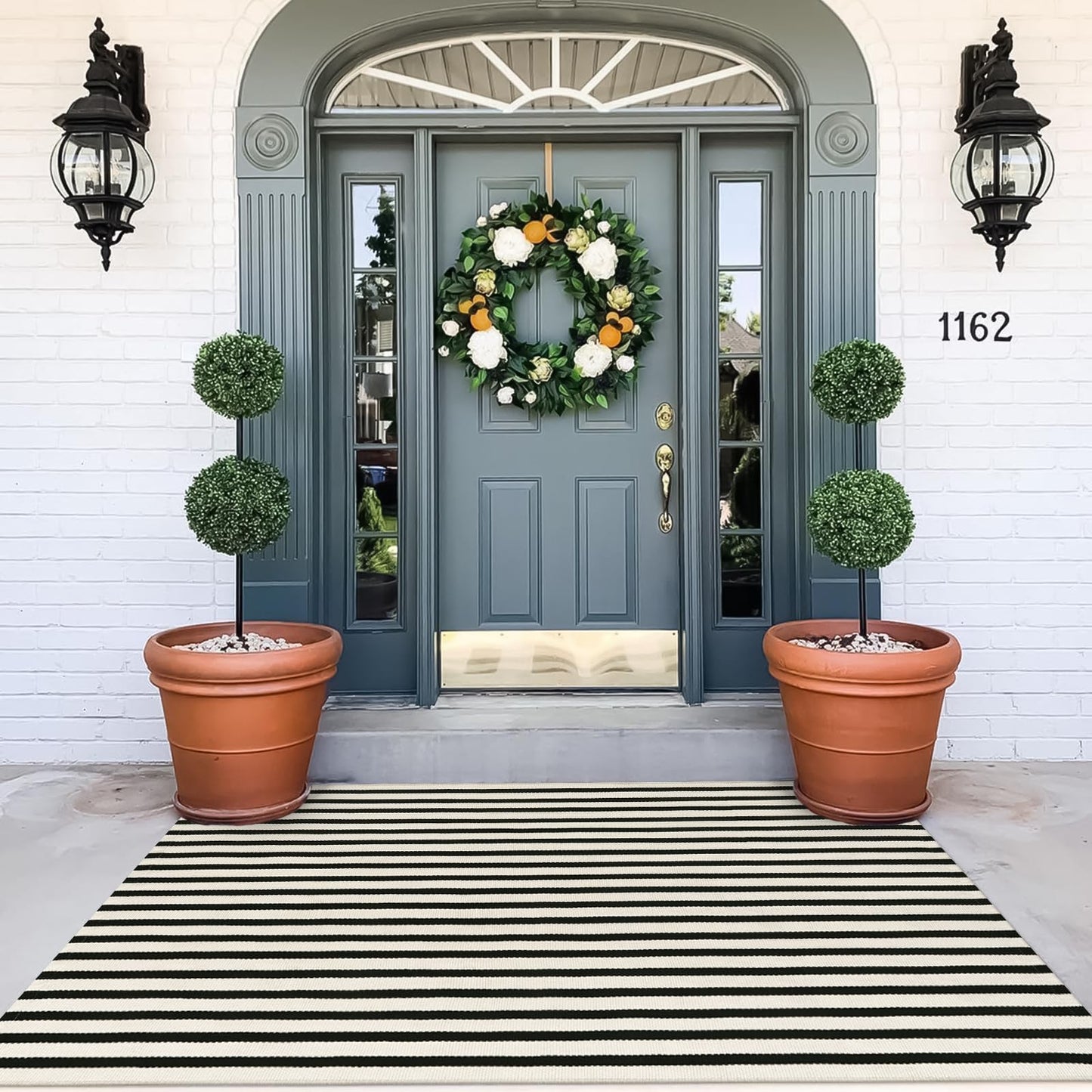 OJIA Washable Area Rugs 4'x6', Black and Cream Outdoor Rug Cotton Woven Entryway Rugs Indoor Striped Patio Rugs Carpet Large Area Rugs for Bedroom/Porch/Deck/Backyard/Home Outside Entrance Decor