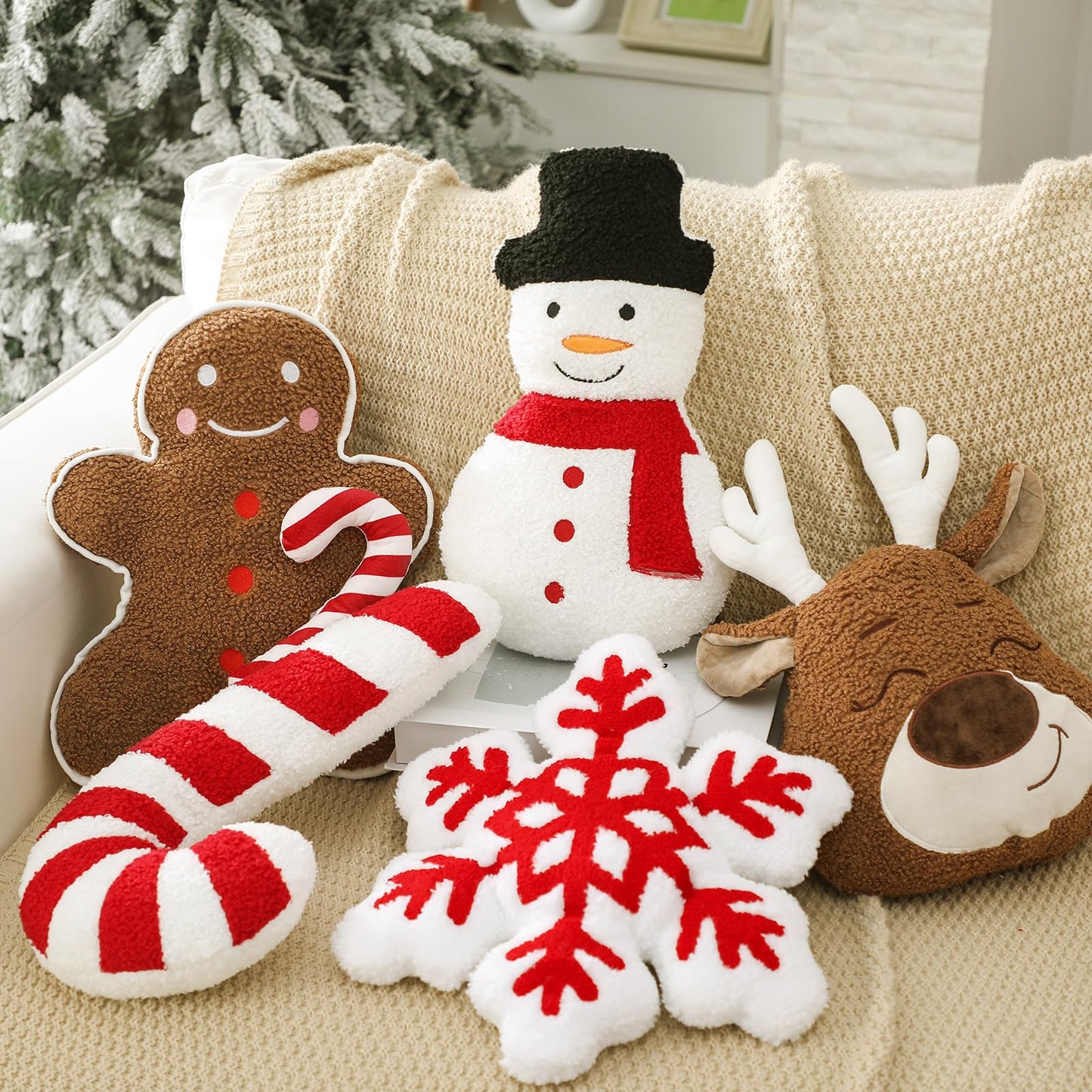 Seeloowy 5 Pcs Christmas Throw Pillows Xmas Tree Gingerbread Man Snowflake Pillows Red White Stripe Candy Cane Peppermint Shape Cushion Stuffed Christmas Decoration for Home Sofa Bed Couch Party