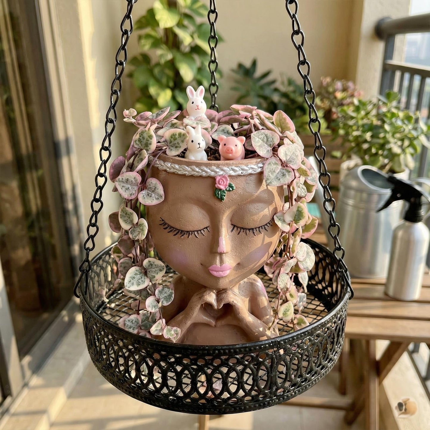 Meltset M Face Planter Pot with Heart Hands, Resin Head Planter for Indoor Plants, Cute Succulent Pots with Drainage Hole, Gardening Gifts for Women Mom Teacher, 7.3" Home Decor (Brown)