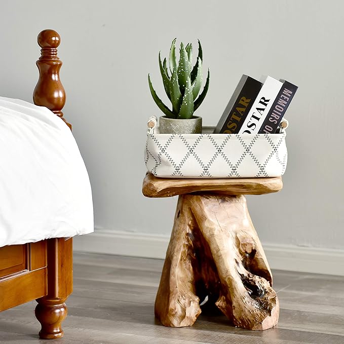 WELLAND Natural Cedar Stump Stool, Live Edge Side Table, Plant Stand, Small