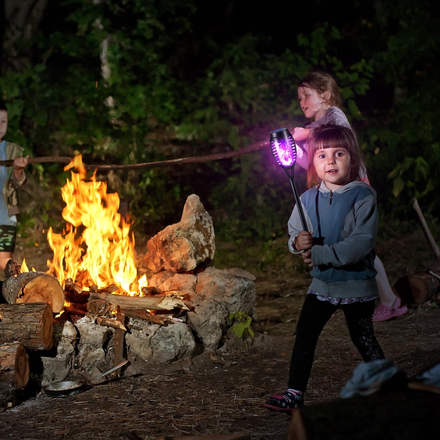 Toodour Solar Torch Flame Lights, 6 Pack Solar Lights Outdoor with Flickering Flame, Waterproof Solar Pathway Lights Landscape Decoration Lighting for Garden, Lawn, Yard, Outdoor Decor - Purple