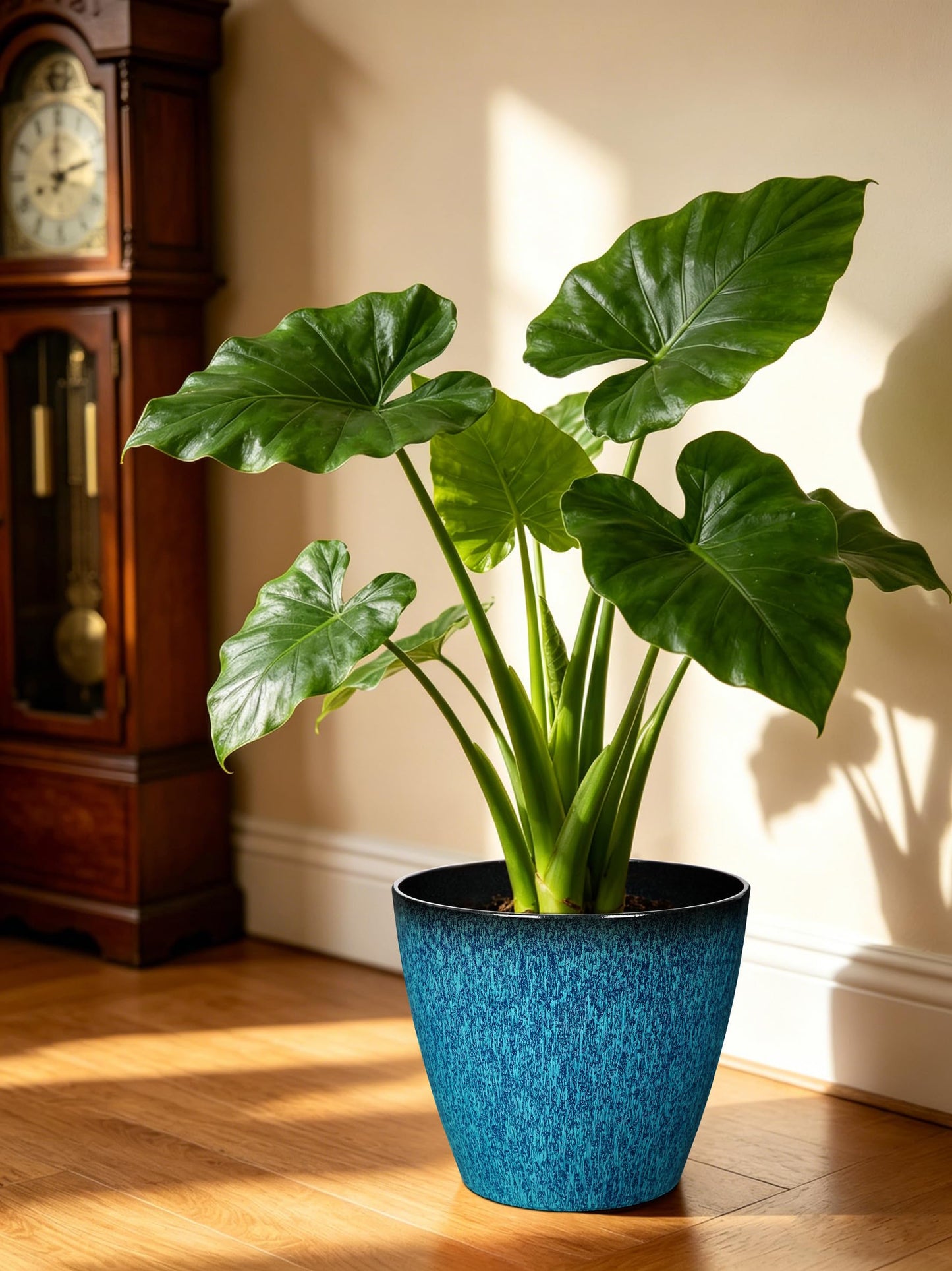 Hollyone Set of 2 Outdoor Planter 8 inch Blue Plant Pot Plastic Pots for Plants Planters for Outdoor Indoor Plants with Drainage Hole Round Plant Pot Flower Pots Garden Decorations Gradient Blue