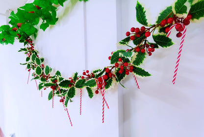 50 Pcs Christmas Candy Canes 5.9 inch Plastic Christmas Tree Hanging Ornaments Twisted Red White Crutch Candy Canes for Xmas Home Indoor Outdoor Party Decoration (red White)