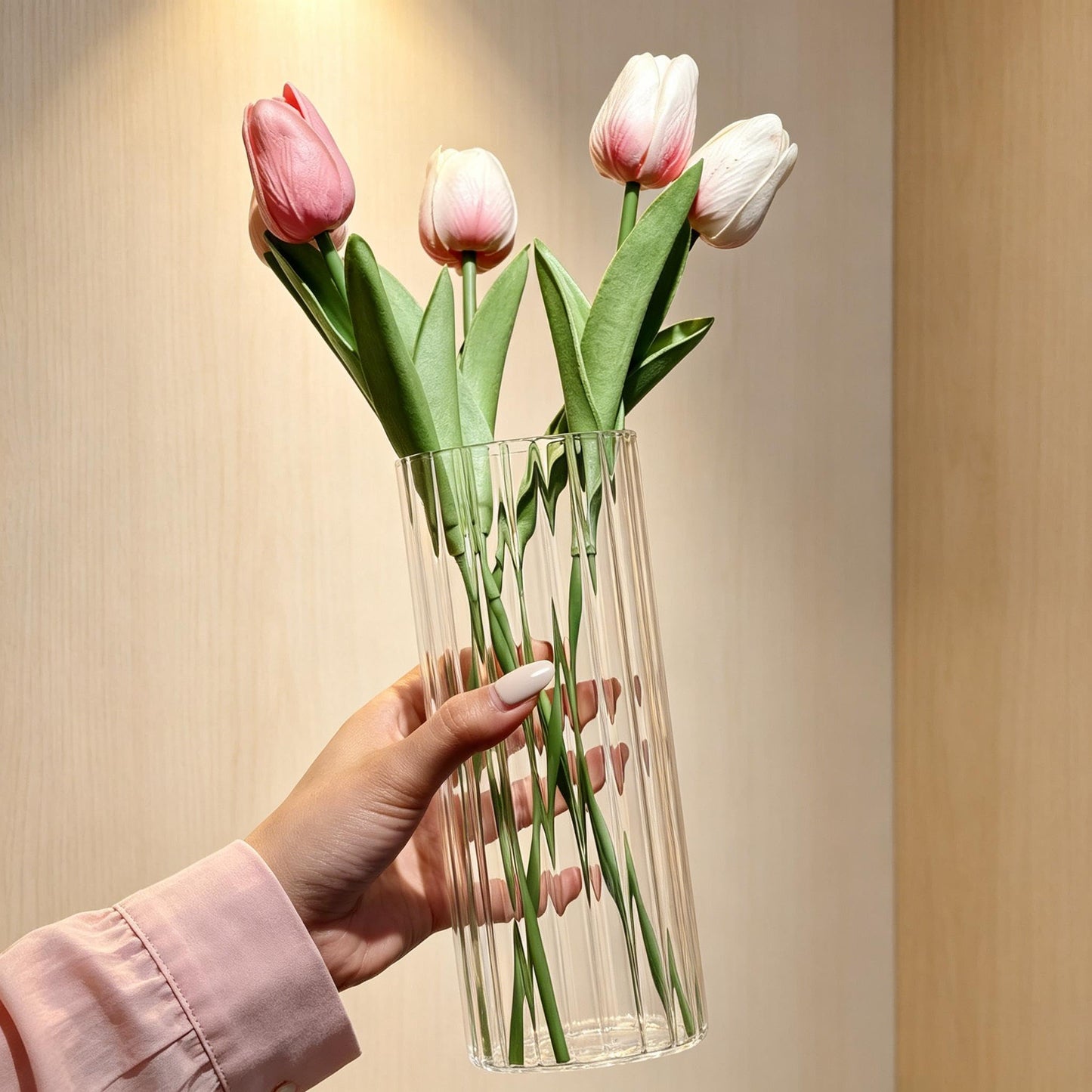 Wisifayardin Ribbed Glass Cylinder Vase with LED Light Base - 7.9 Inch Clear Fluted Bud Vase for Flowers Pampas Grass, Light Up Terrarium Fish Bowl Centerpiece, Home Decor Gift
