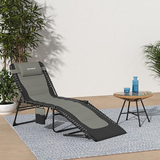 Outdoor Folding Lounge Chair Padded