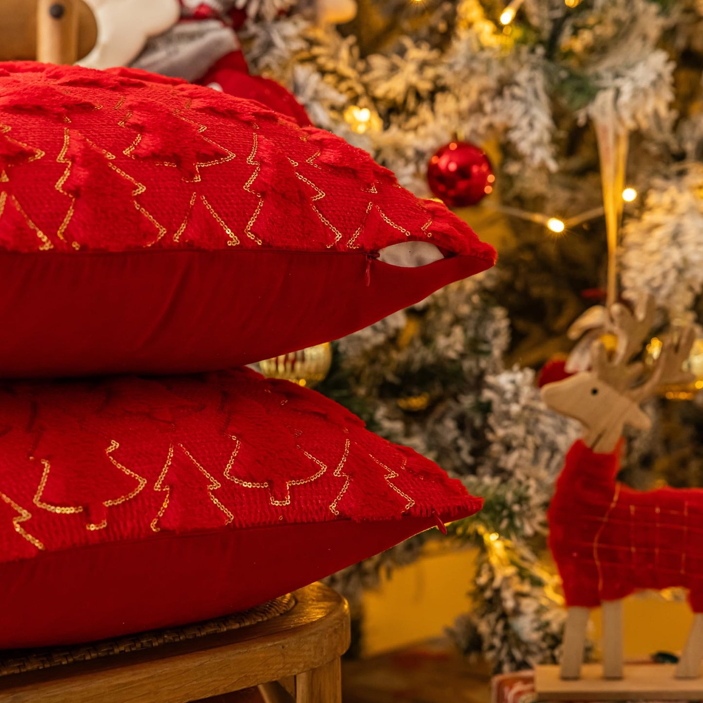 AQOTHES Christmas Tree Red Throw Pillow Covers 18x18, Soft Faux Fur Sequins Throw Pillows for Couch Sofa Bed Room Cushion Covers Holiday Decorations