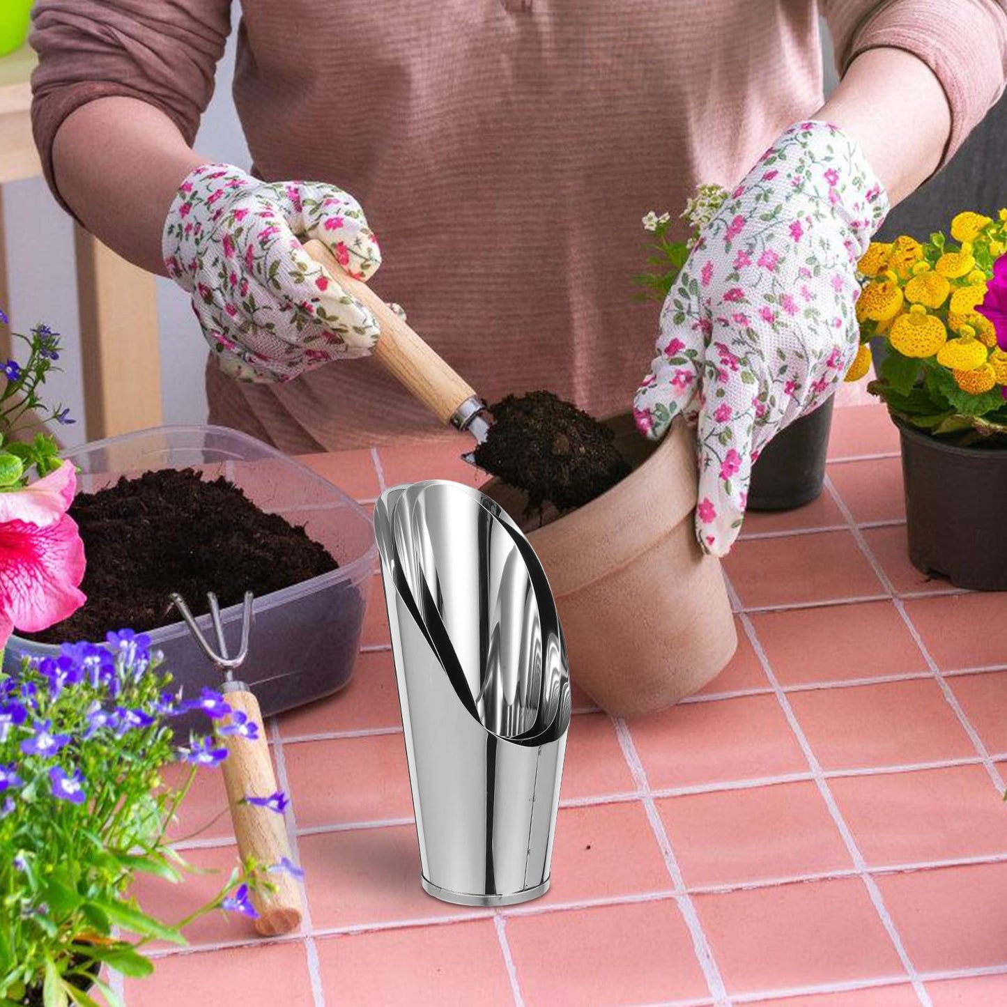 SHINYPASING 3pcs Stainless Steel Soil Scoop Set Bucket Shovel for Bonsai and Succulent Planting Gardening Hand Tools with Small, Medium, Large Cups for Potting and Transplanting